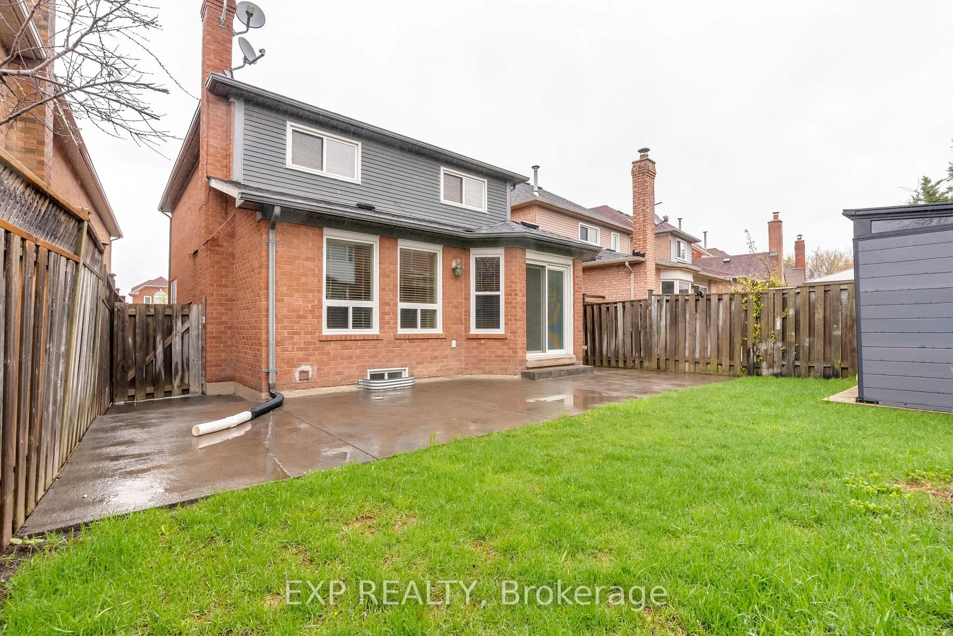 Photo 48 of 43 Bighorn Crescent, Brampton, Sandringham-Wellington — HOMEH