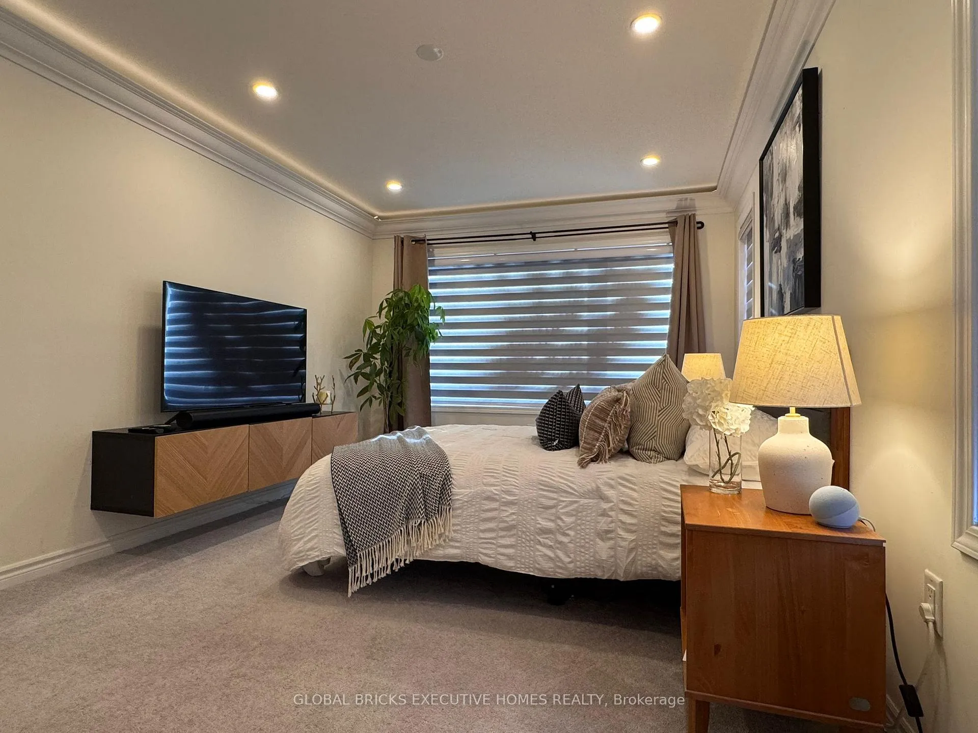 Photo 13 of Unit 9, 220 Lagerfeld Drive, Brampton, Northwest Brampton — HOMEH