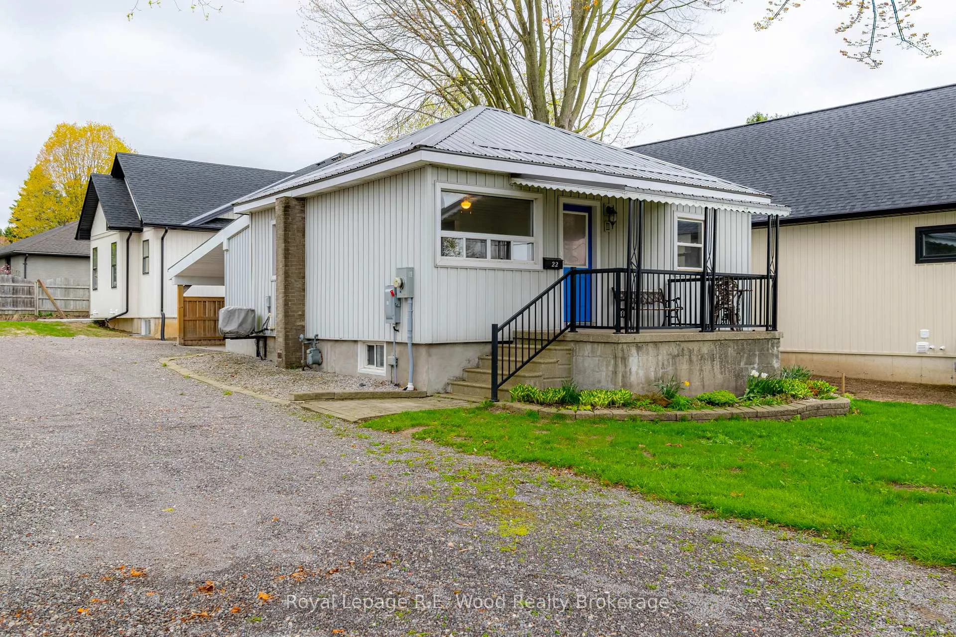 Photo 1 of 22 North Street E, Tillsonburg — HOMEH