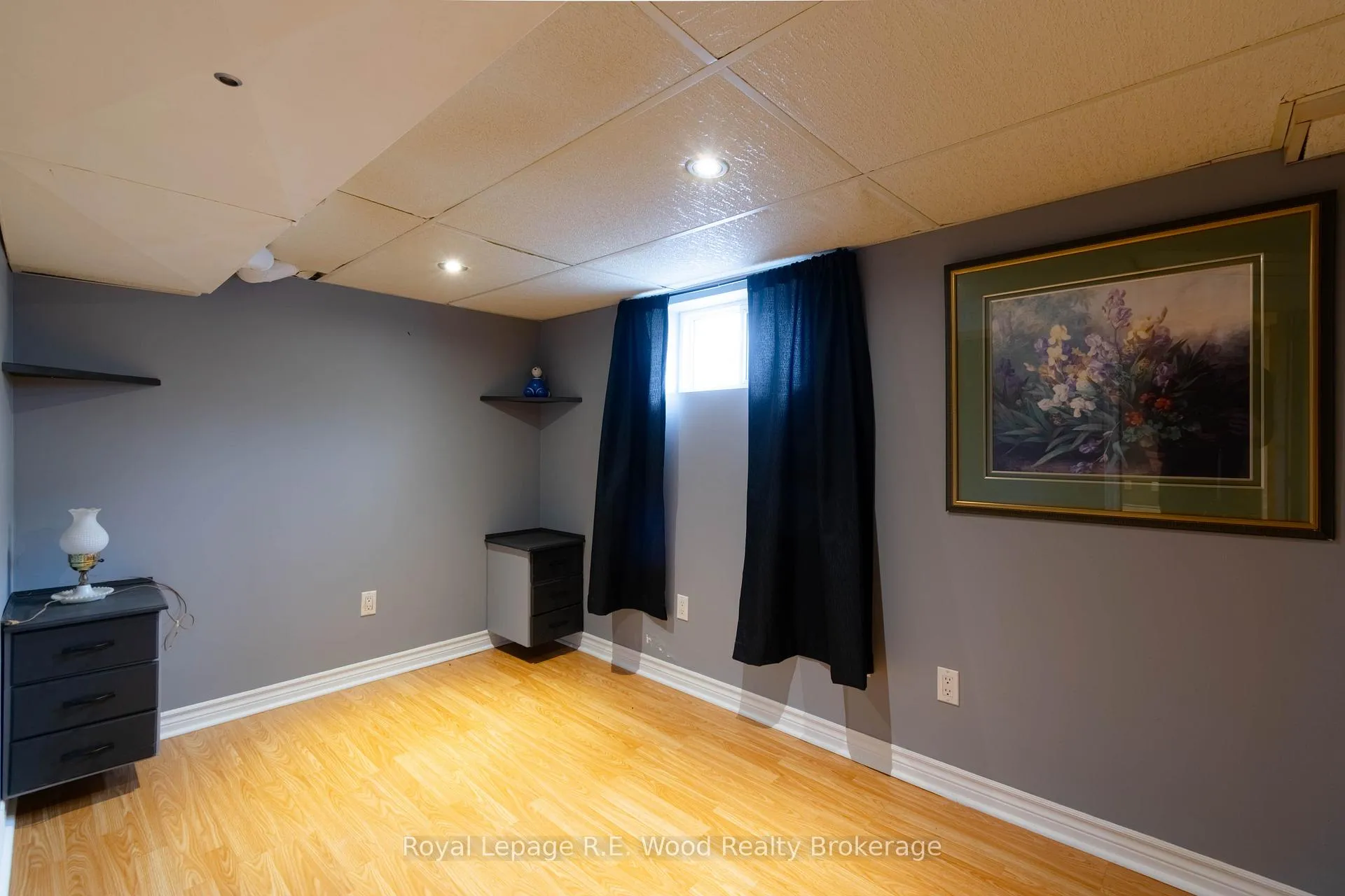 Photo 17 of 22 North Street E, Tillsonburg — HOMEH