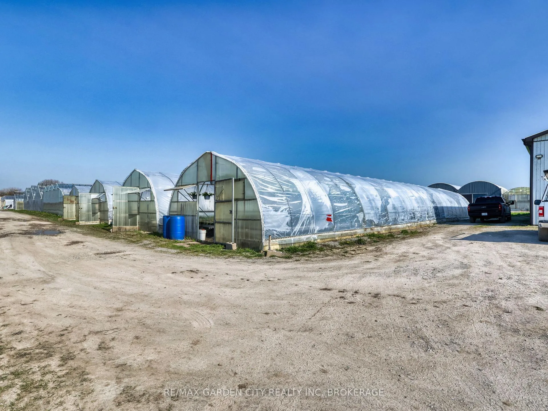 Photo 19 of 228-234 Read Road, St. Catharines, Port Weller — HOMEH
