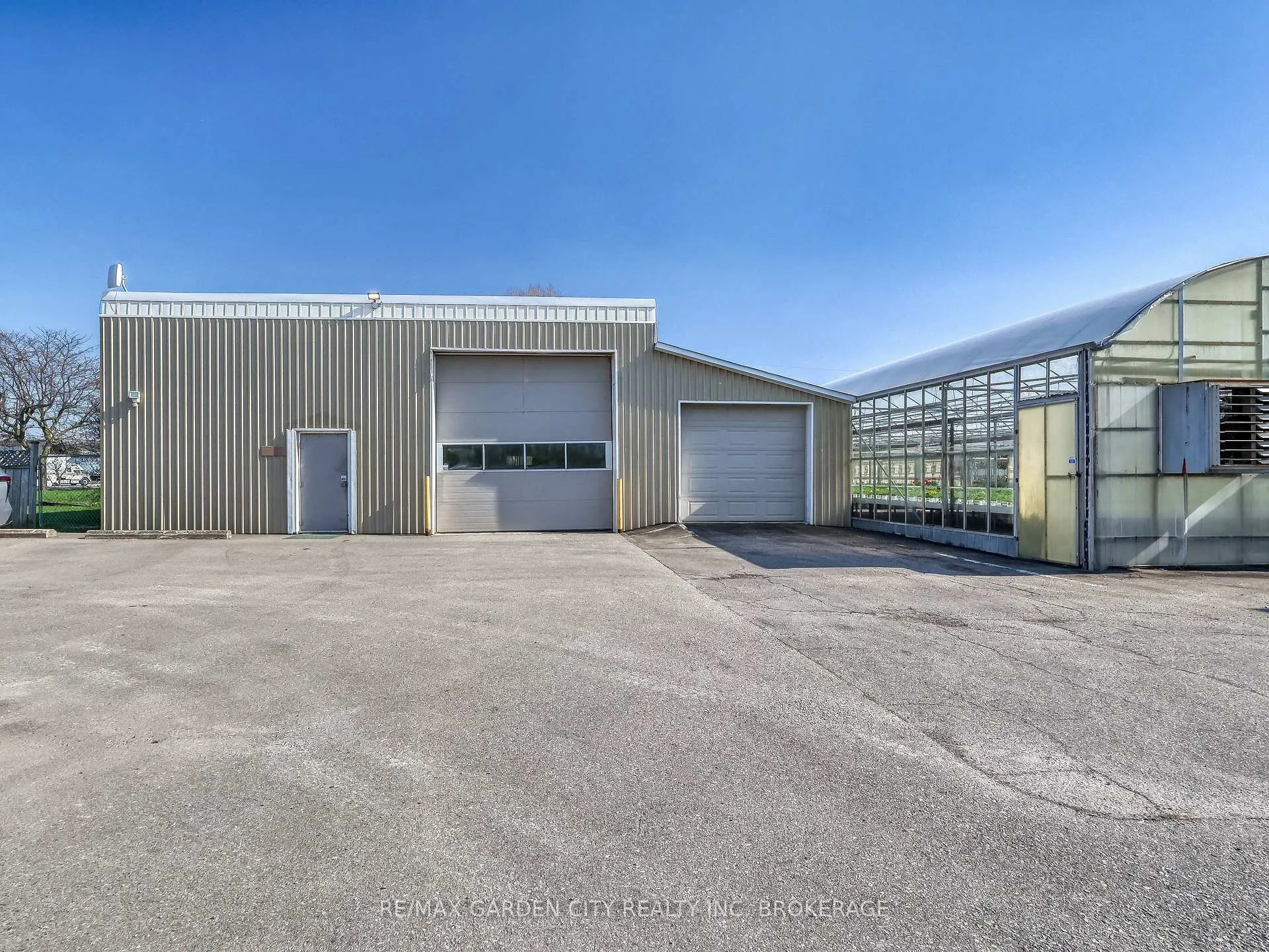 Photo 30 of 228-234 Read Road, St. Catharines, Port Weller — HOMEH