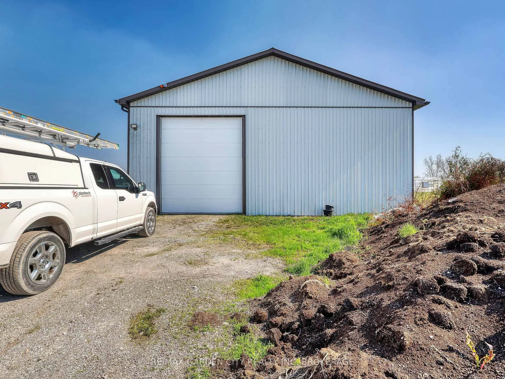 Photo 39 of 228-234 Read Road, St. Catharines, Port Weller — HOMEH
