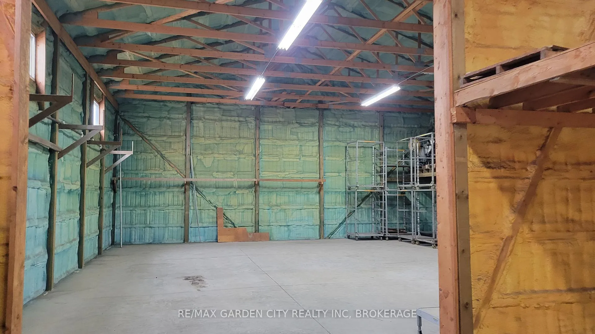Photo 36 of 228-234 Read Road, St. Catharines, Port Weller — HOMEH