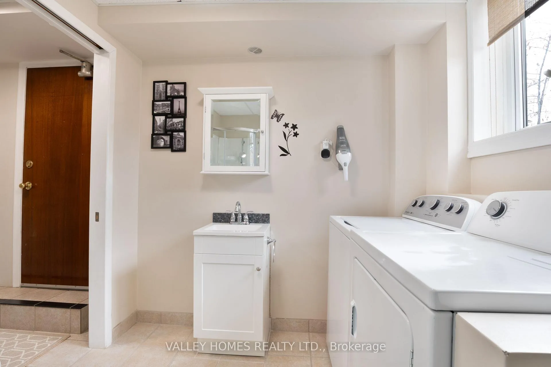 Photo 18 of 1224 Placid Street W, Ottawa, Queensway Terrace South/Ridgeview — HOMEH