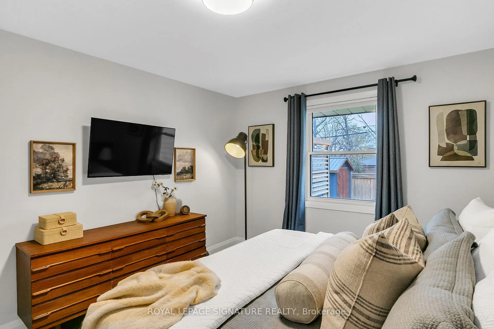 Photo 18 of 125 Budea Crescent, Scarborough, Wexford-Maryvale — HOMEH