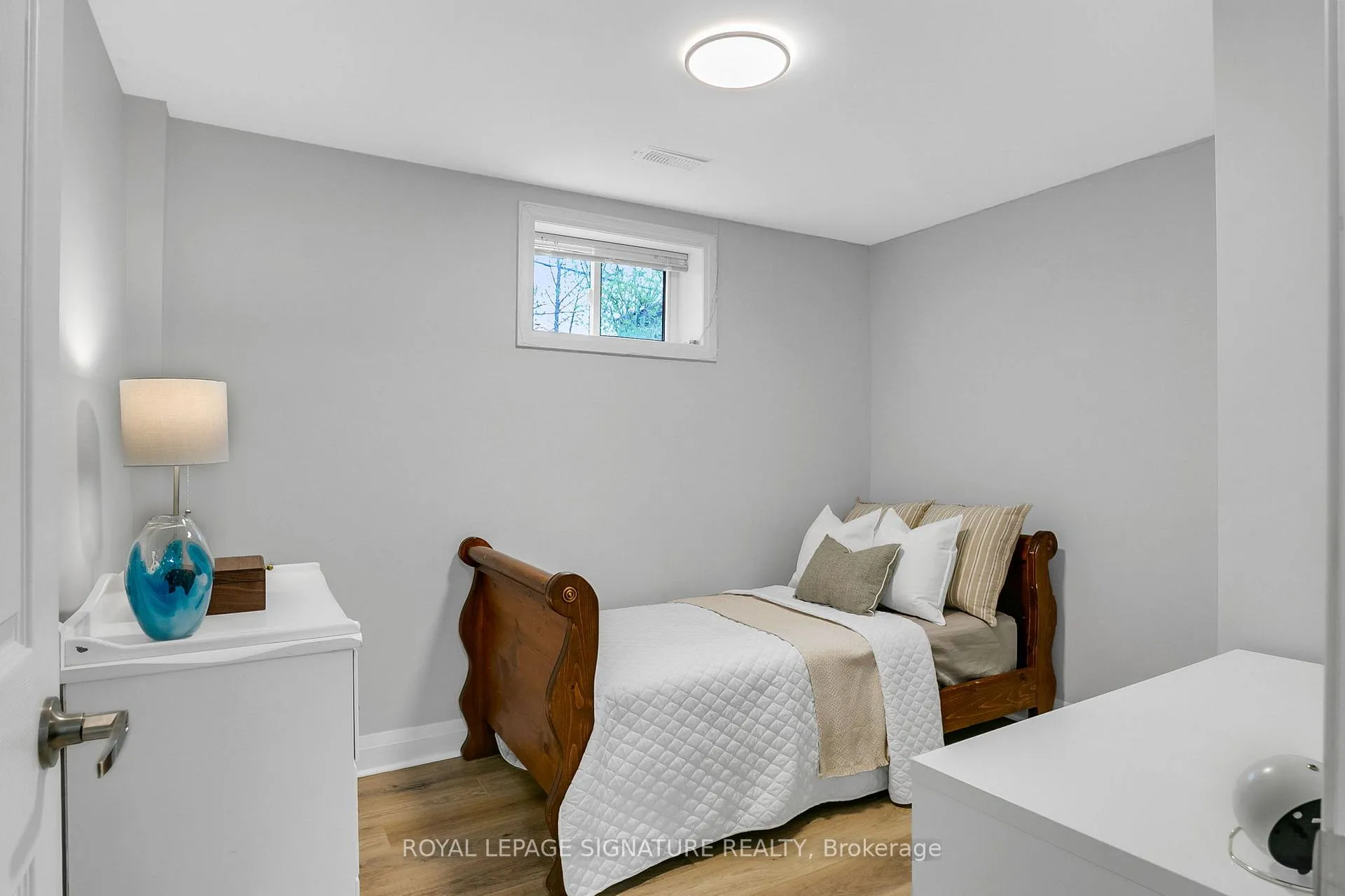 Photo 34 of 125 Budea Crescent, Scarborough, Wexford-Maryvale — HOMEH