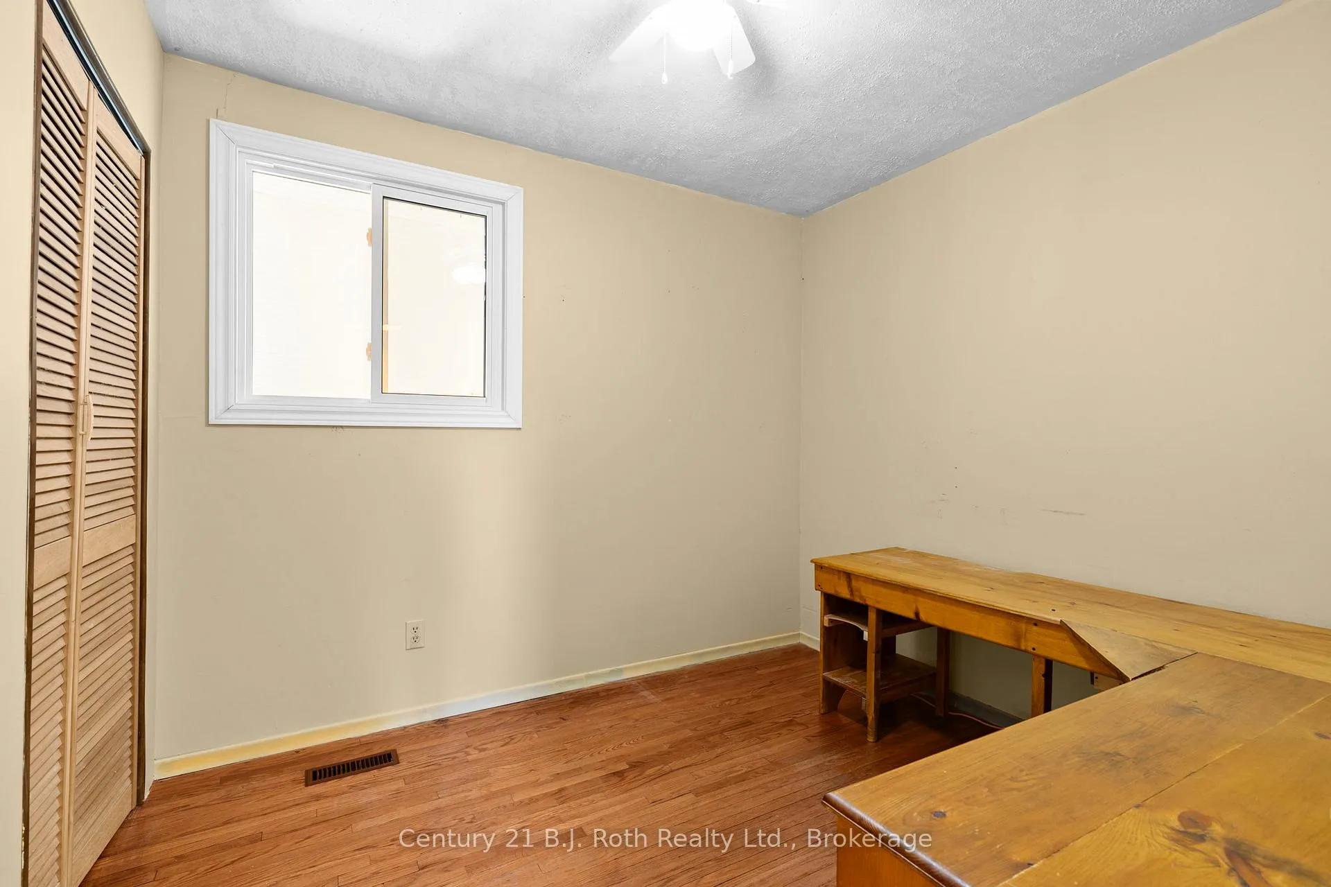 Photo 22 of 21 Daphne Crescent, Barrie, Cundles East — HOMEH