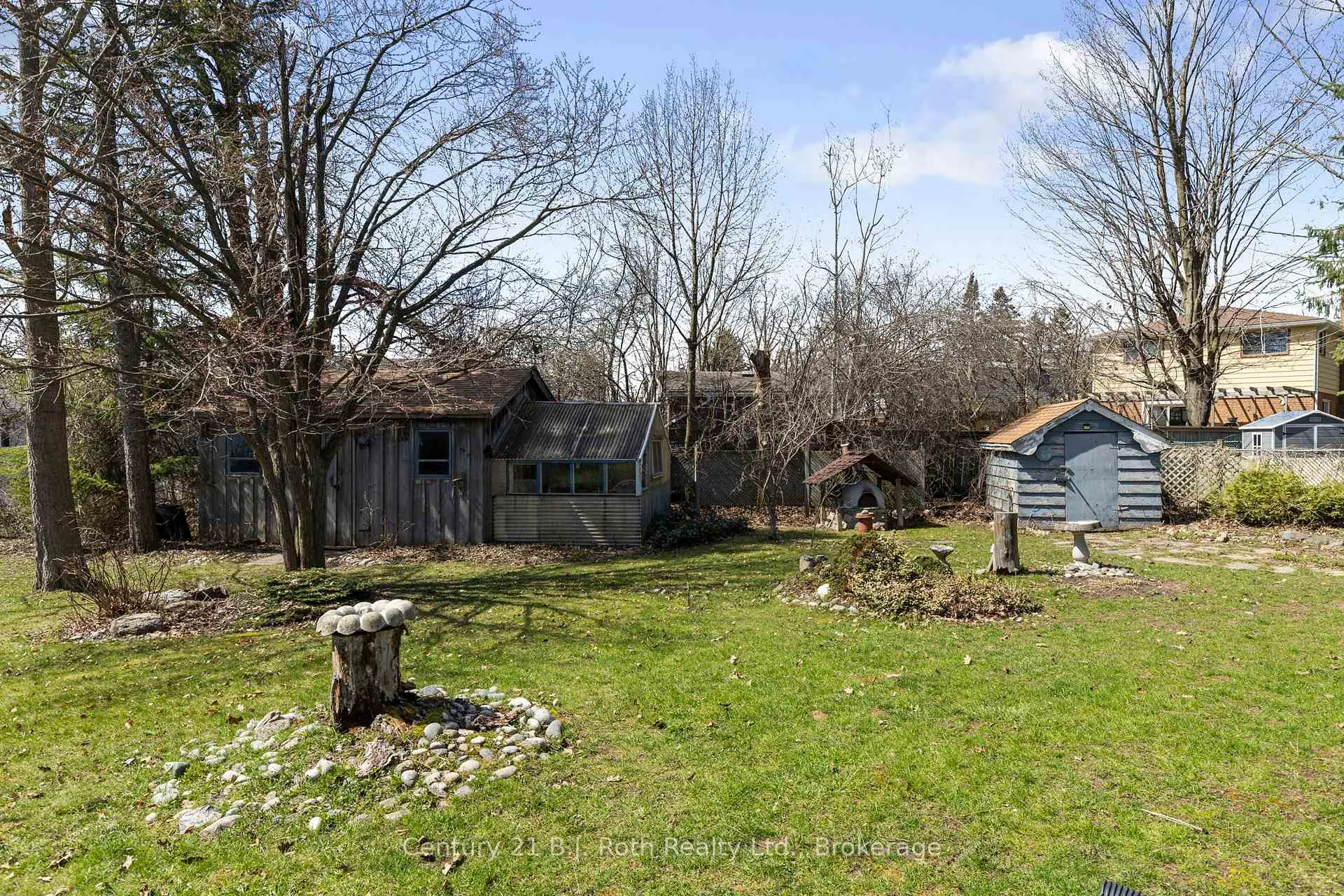 Photo 33 of 21 Daphne Crescent, Barrie, Cundles East — HOMEH