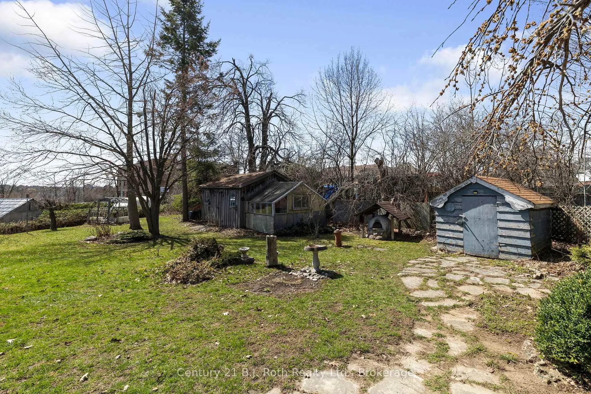 Photo 34 of 21 Daphne Crescent, Barrie, Cundles East — HOMEH