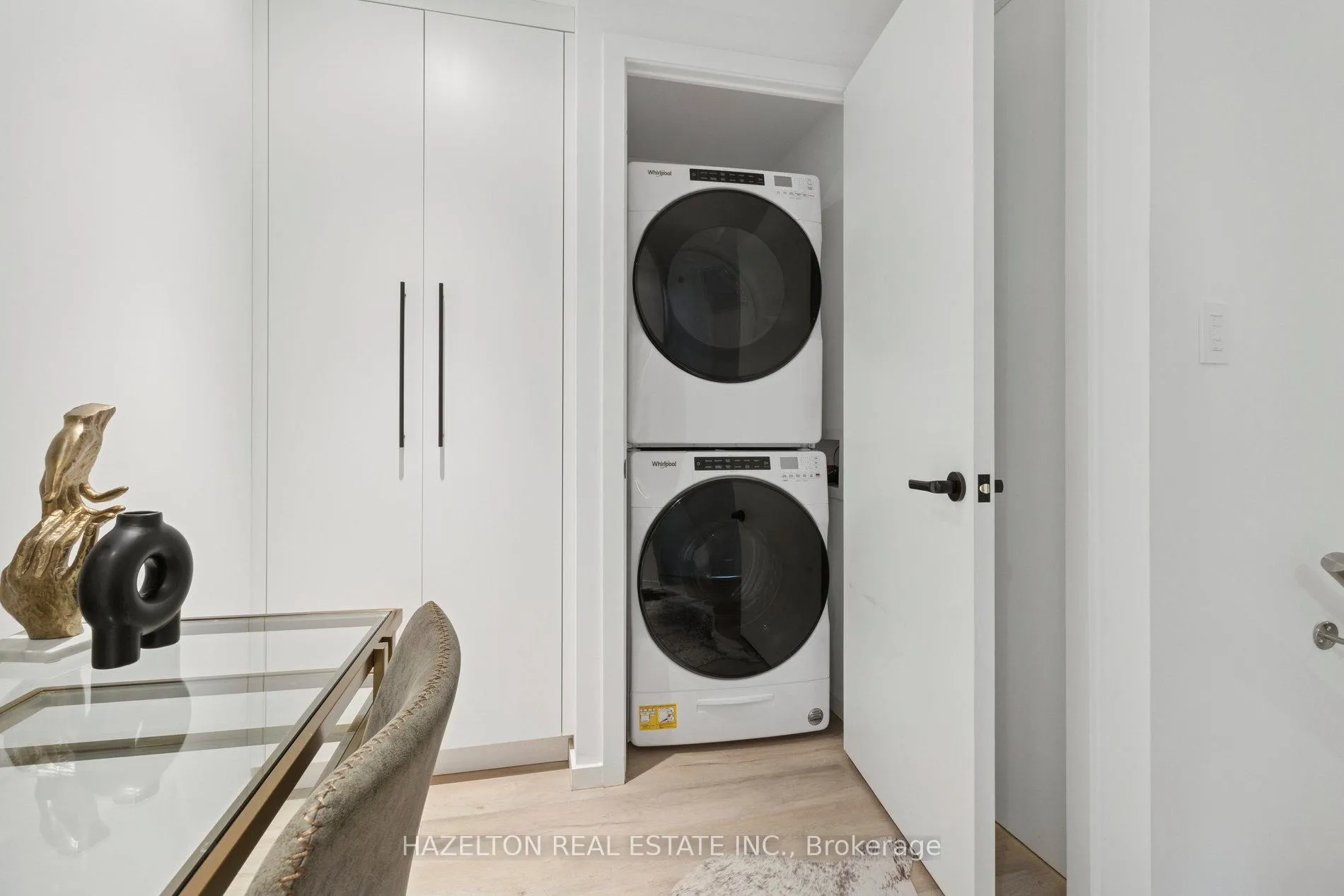 Photo 25 of Unit 405, 55A Avenue Road, Toronto, The Annex — HOMEH
