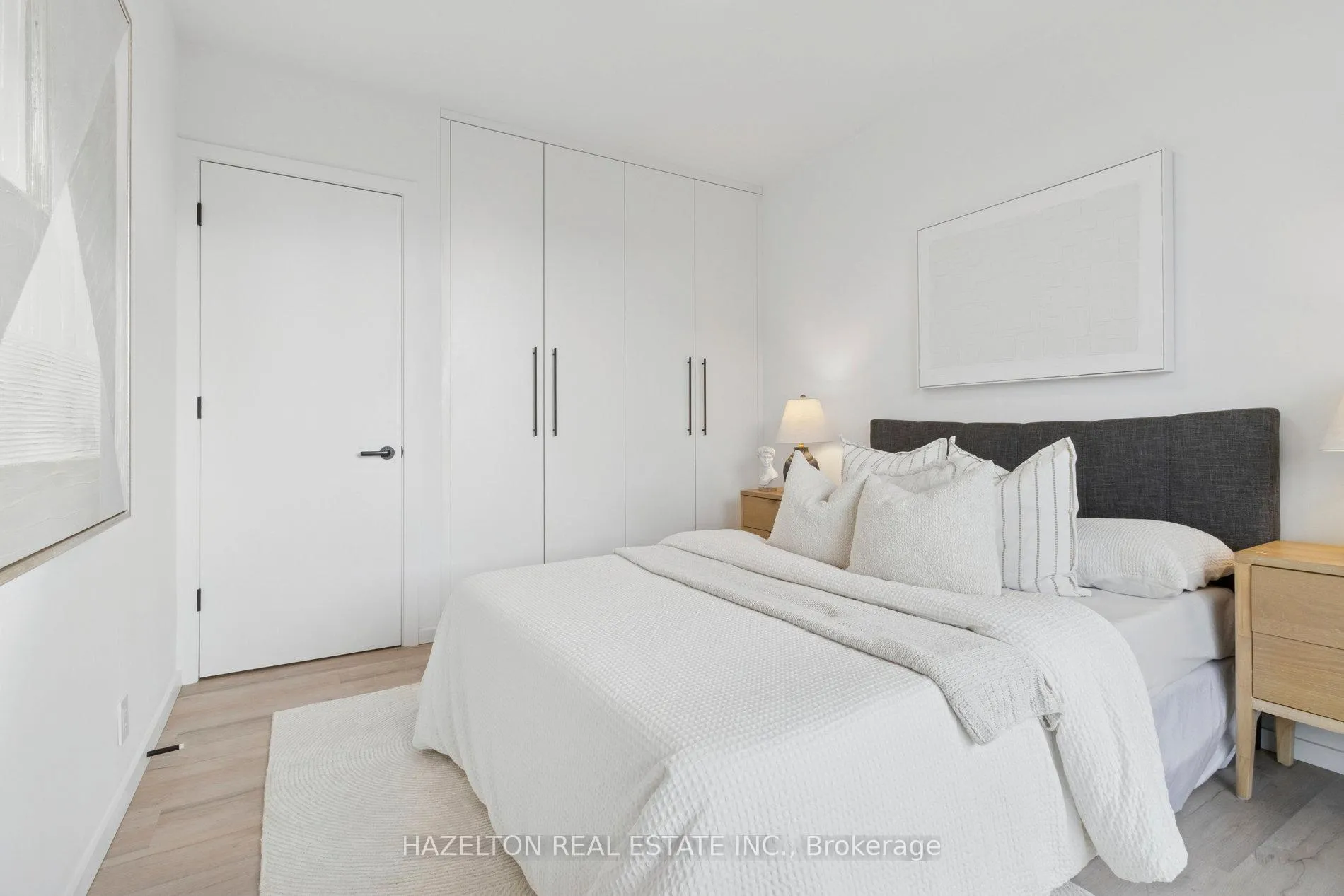 Photo 27 of Unit 405, 55A Avenue Road, Toronto, The Annex — HOMEH