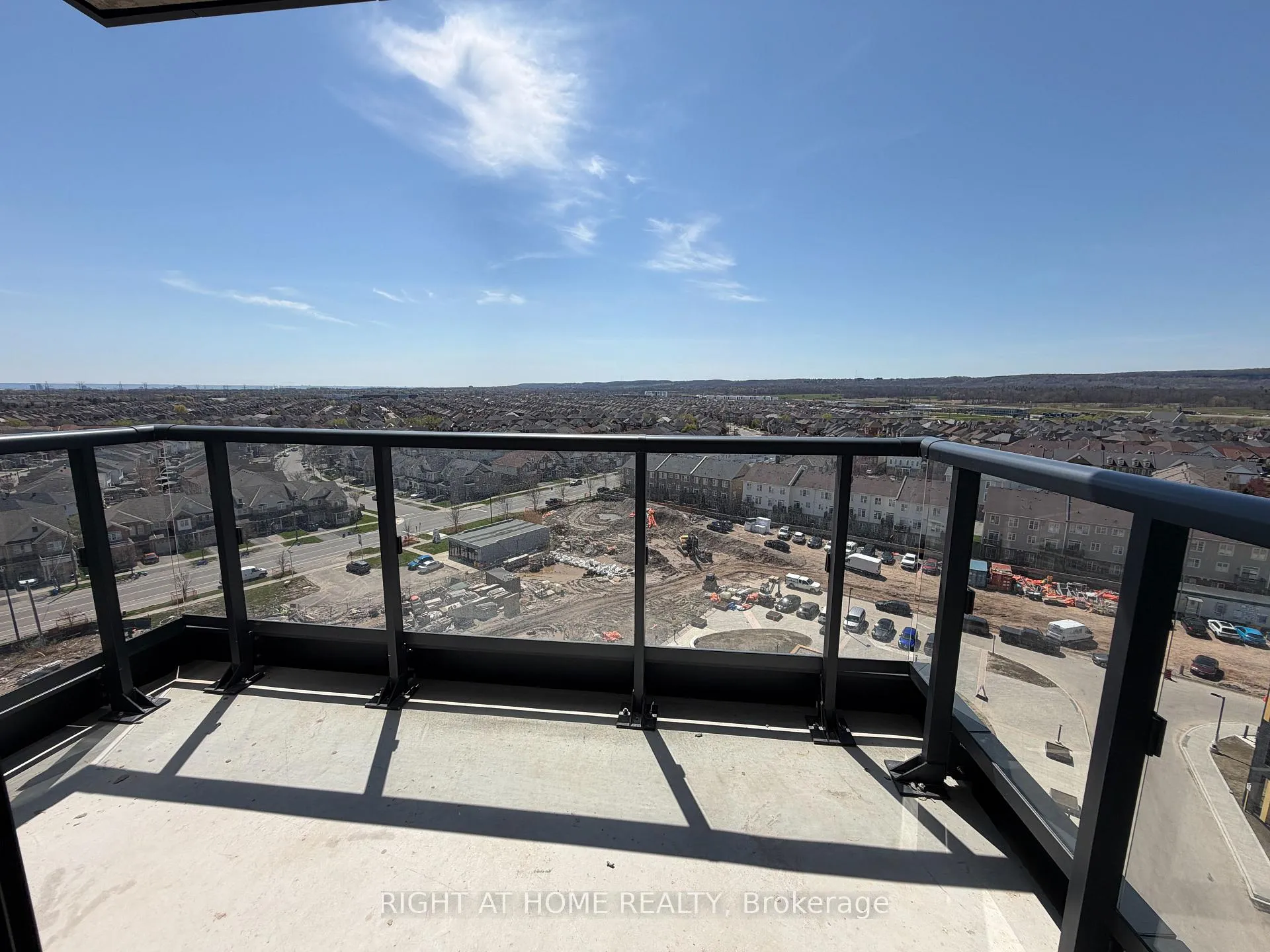 Photo 15 of Unit C1001, 4878 Powers Common, Burlington, Alton — HOMEH