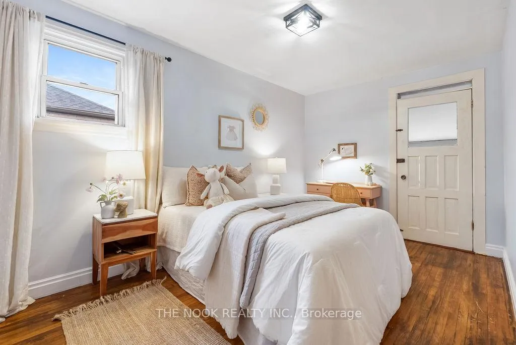 Photo 23 of 855 Hortop Street, Oshawa, Centennial — HOMEH