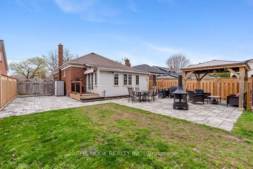 Photo 28 of 855 Hortop Street, Oshawa, Centennial — HOMEH