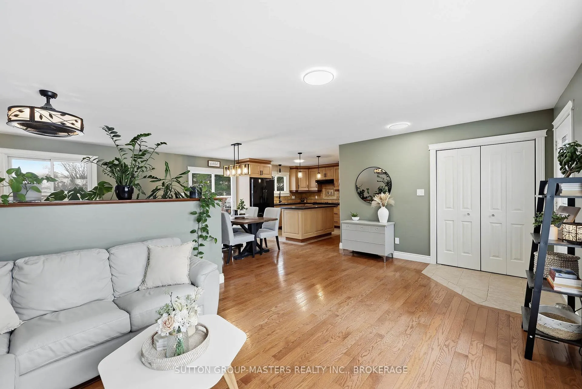 Photo 10 of 3837 Holmes Road, Frontenac, Frontenac South — HOMEH