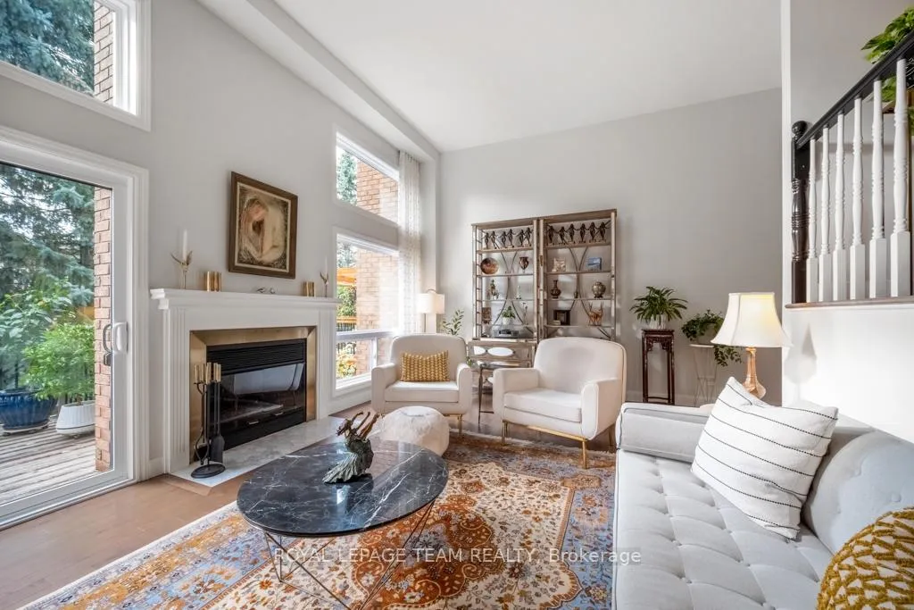 Photo 5 of 103 Dunbarton Court, Ottawa, Cardinal Glen — HOMEH