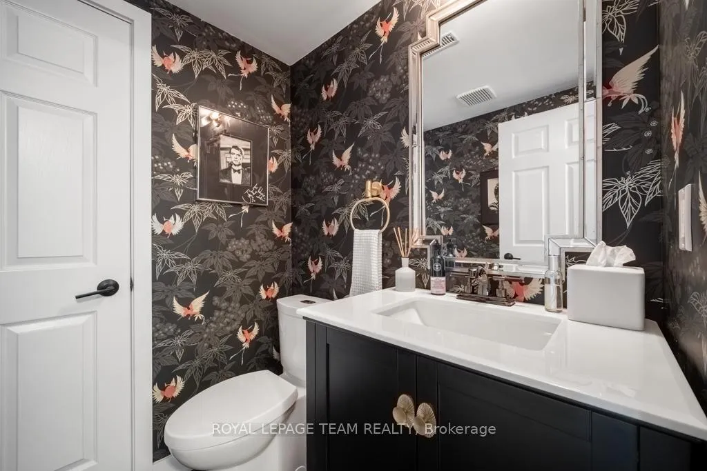 Photo 15 of 103 Dunbarton Court, Ottawa, Cardinal Glen — HOMEH