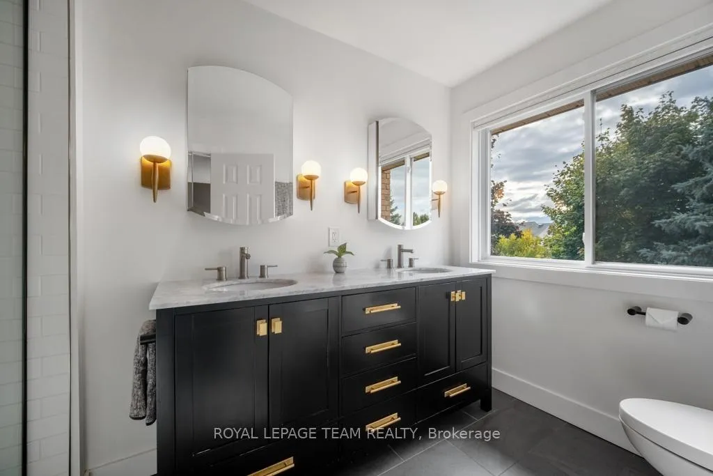 Photo 20 of 103 Dunbarton Court, Ottawa, Cardinal Glen — HOMEH
