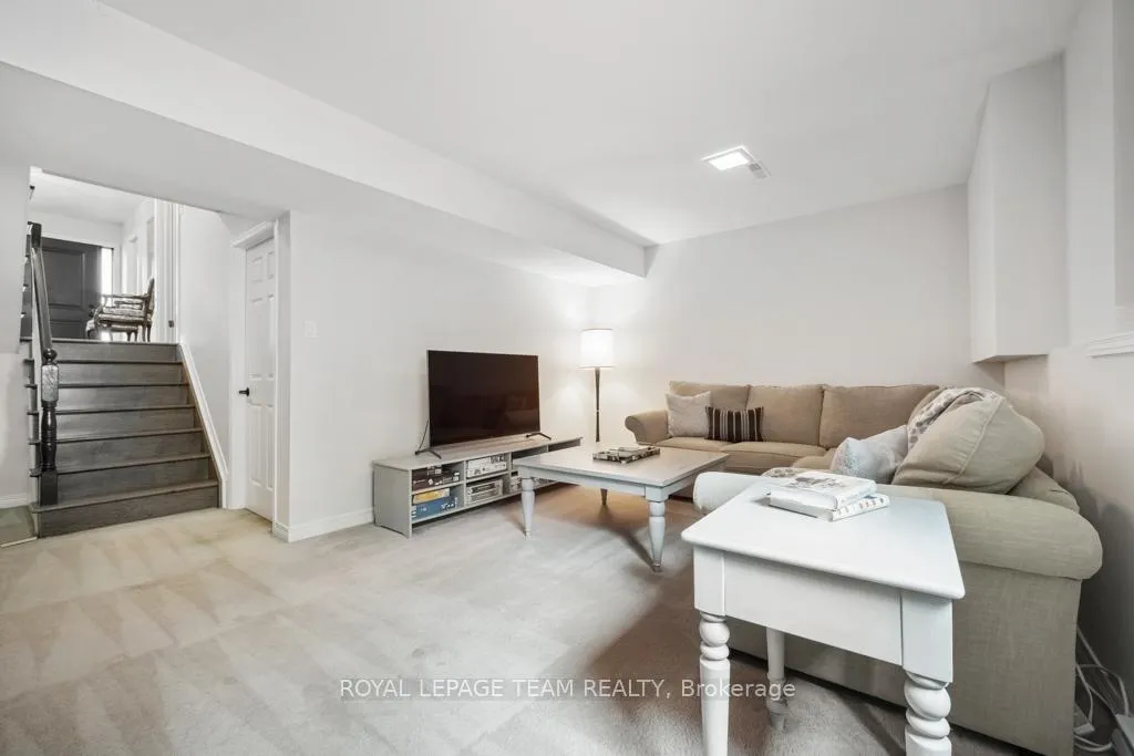 Photo 27 of 103 Dunbarton Court, Ottawa, Cardinal Glen — HOMEH