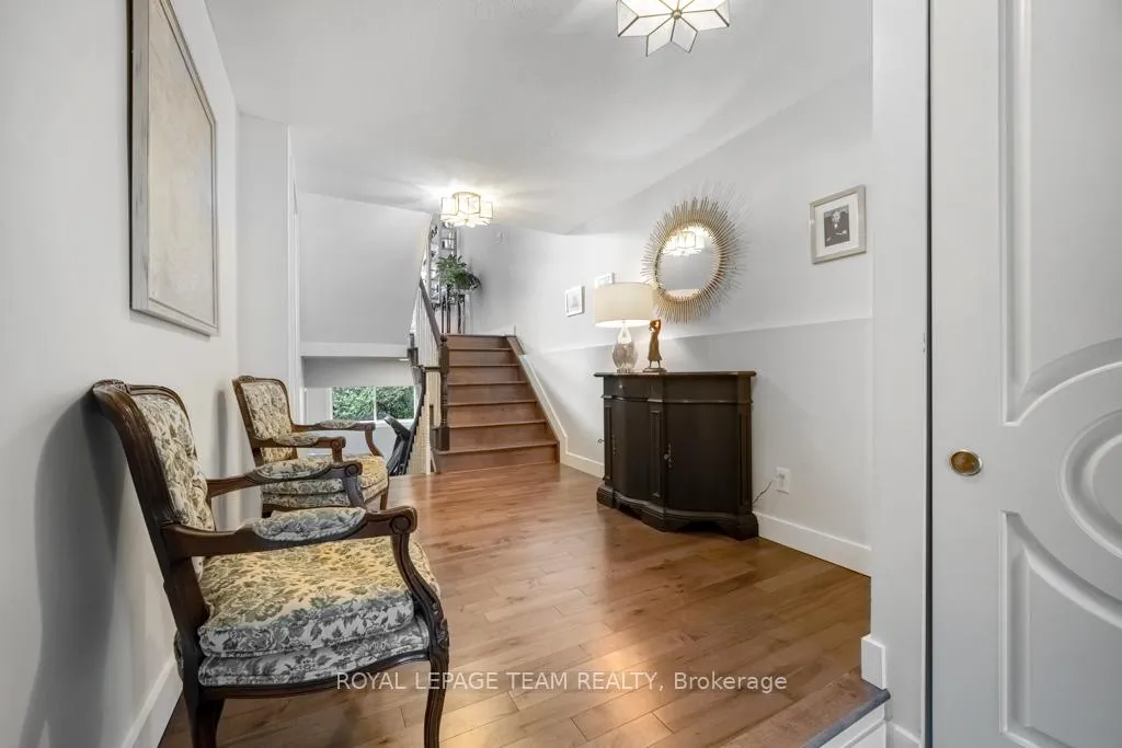 Photo 29 of 103 Dunbarton Court, Ottawa, Cardinal Glen — HOMEH