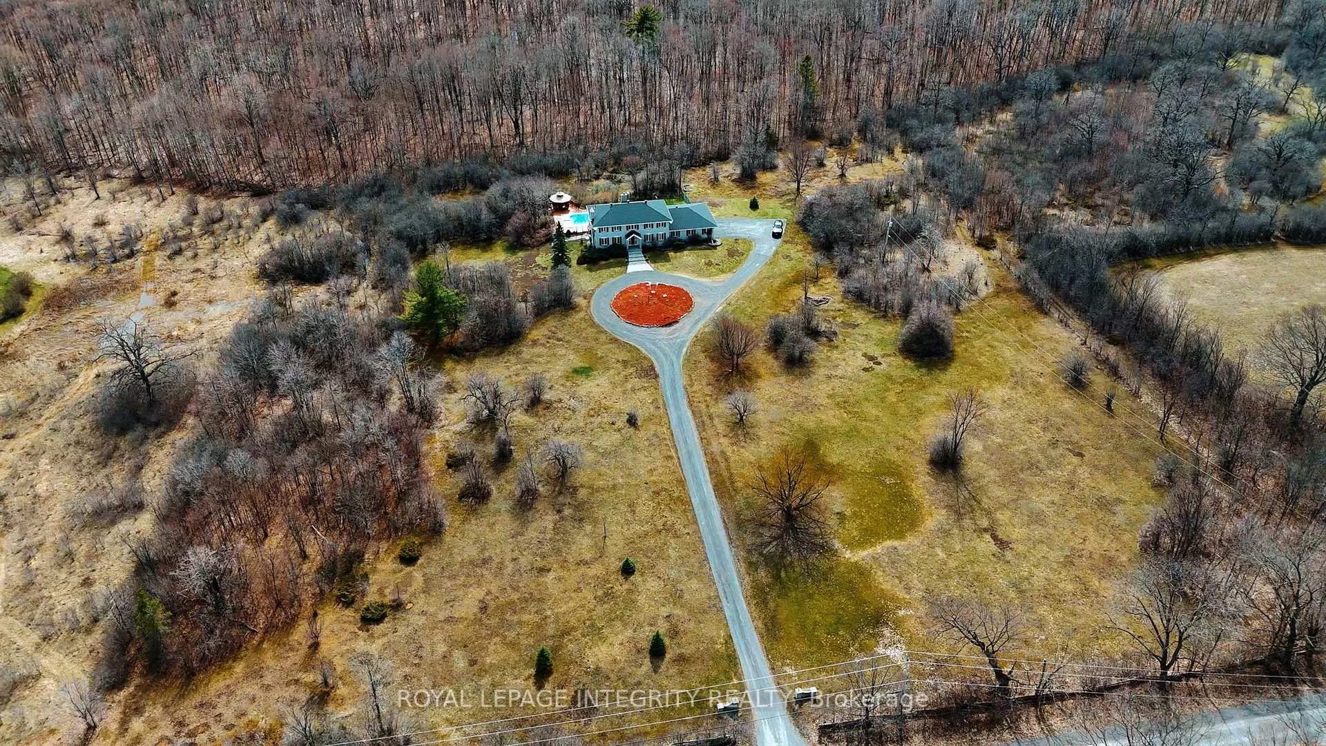 Front of 2025 Sixth Line Road