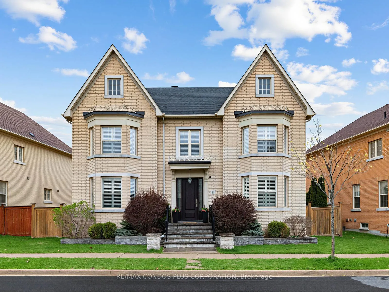 Photo 2 of 81 Reflection Road, Markham, Cathedraltown — HOMEH