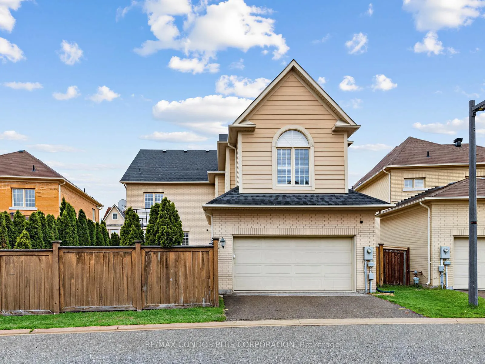 Photo 44 of 81 Reflection Road, Markham, Cathedraltown — HOMEH