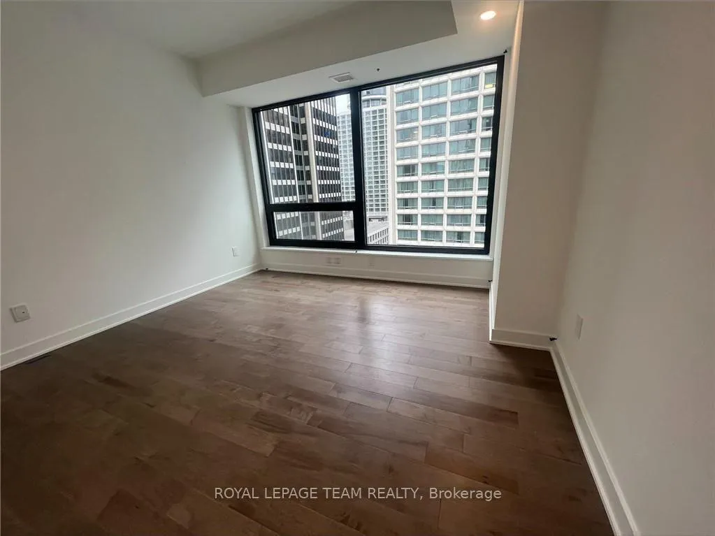 Photo 9 of Unit 1107, 340 Queen Street, Ottawa, Ottawa Centre — HOMEH