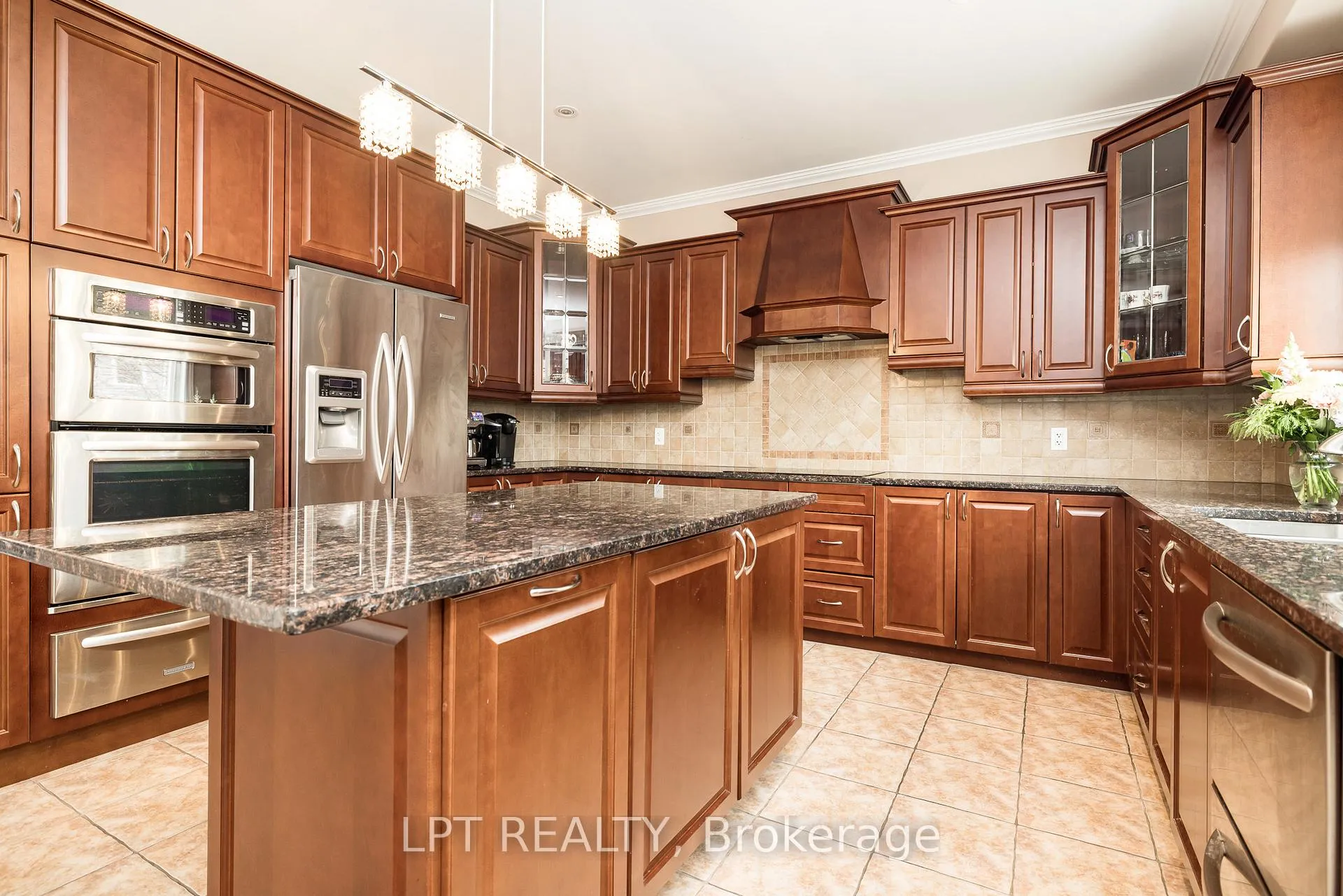 Photo 9 of 415 Landswood Way, Ottawa, Stittsville (South) — HOMEH