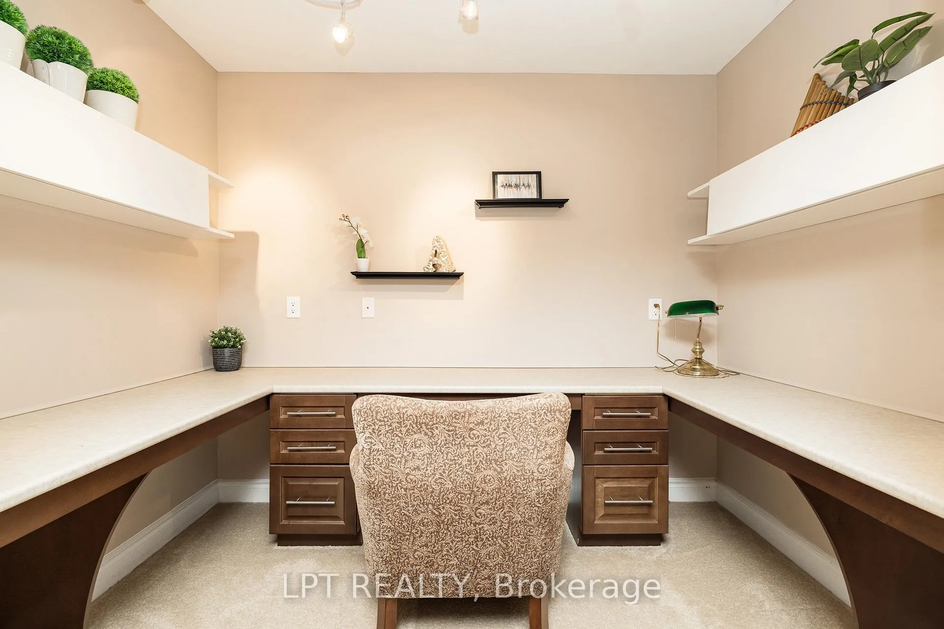 Photo 25 of 415 Landswood Way, Ottawa, Stittsville (South) — HOMEH