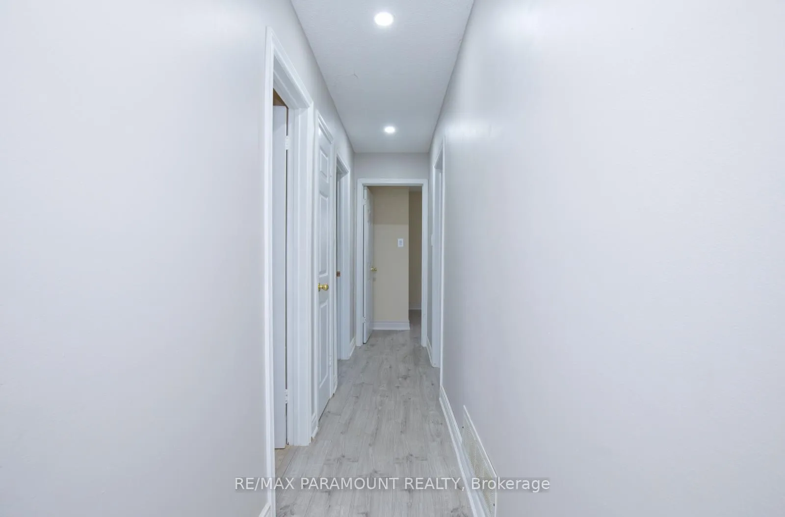 Photo 14 of Unit Upper, 19 Horne Drive, Brampton, Brampton North — HOMEH