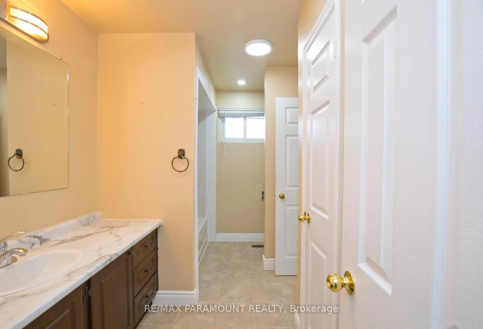 Photo 17 of Unit Upper, 19 Horne Drive, Brampton, Brampton North — HOMEH