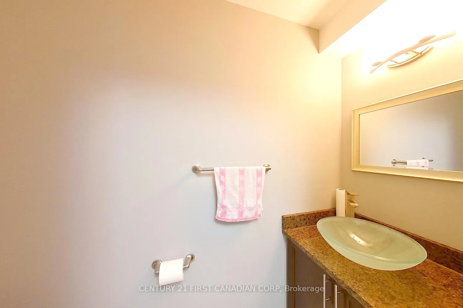 Photo 9 of Unit 50, 2145 North Routledge Park, London, North E — HOMEH