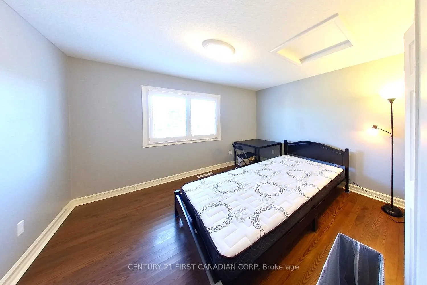 Photo 14 of Unit 50, 2145 North Routledge Park, London, North E — HOMEH