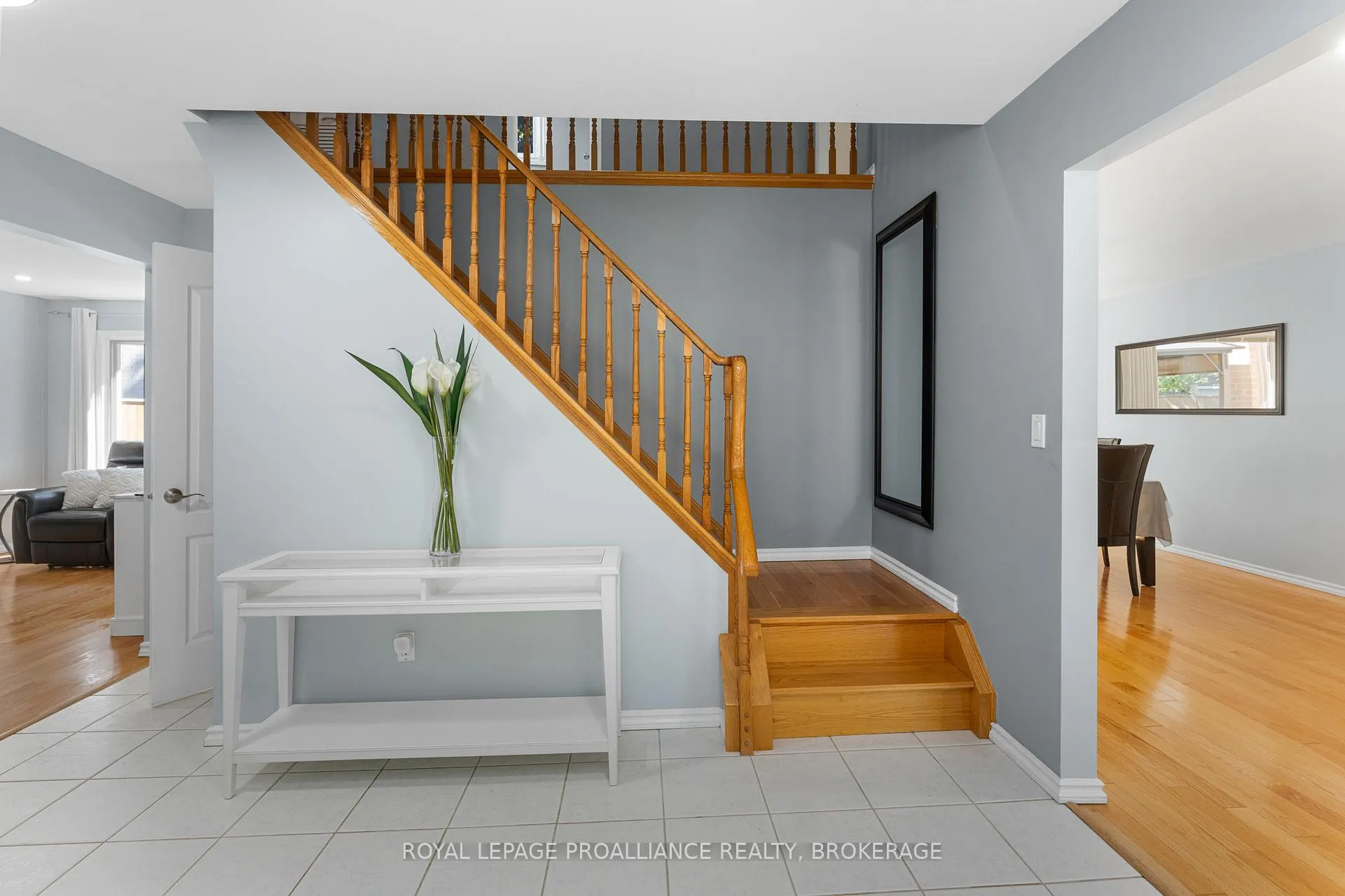 Photo 8 of 918 Edinborough Crescent, Kingston, North of Taylor-Kidd Blvd — HOMEH