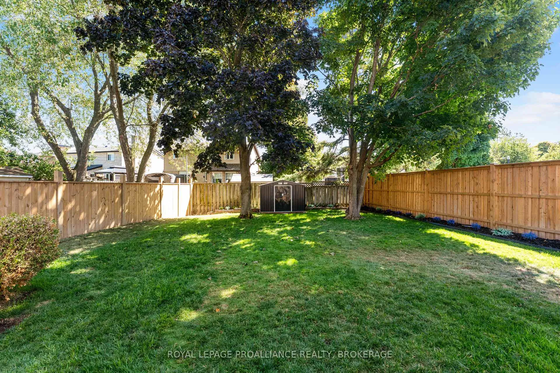Photo 44 of 918 Edinborough Crescent, Kingston, North of Taylor-Kidd Blvd — HOMEH