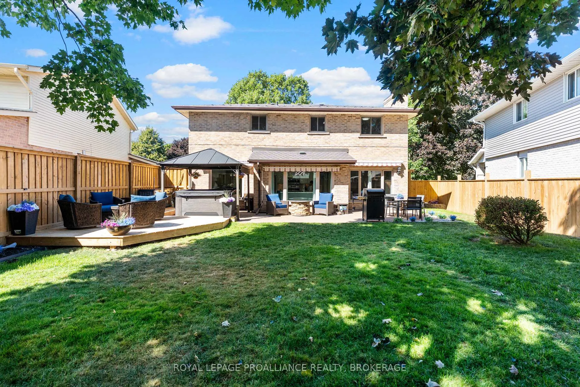 Photo 45 of 918 Edinborough Crescent, Kingston, North of Taylor-Kidd Blvd — HOMEH
