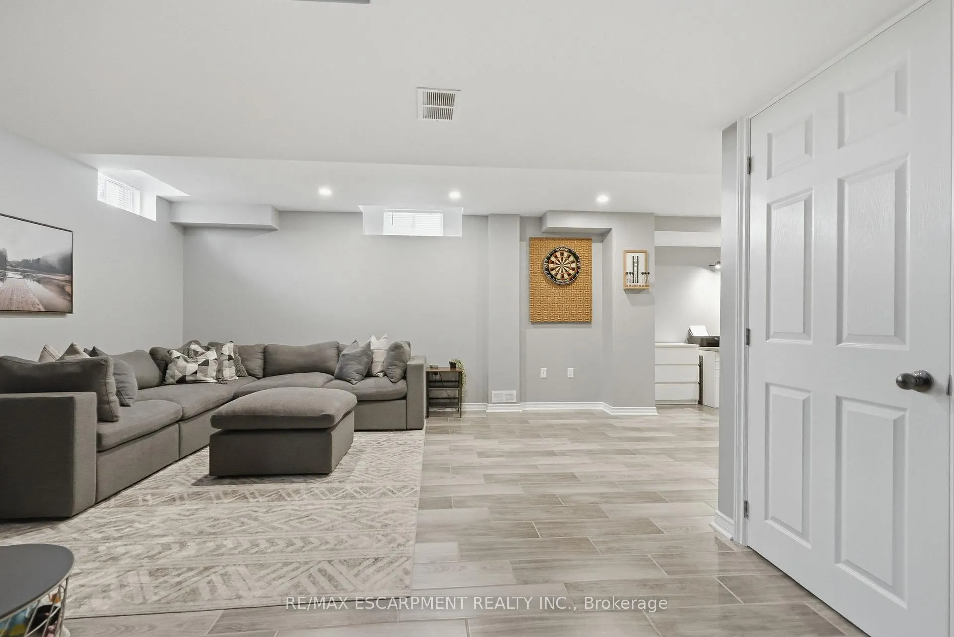 Photo 35 of 3 Cleghorn Drive, Hamilton, Binbrook — HOMEH