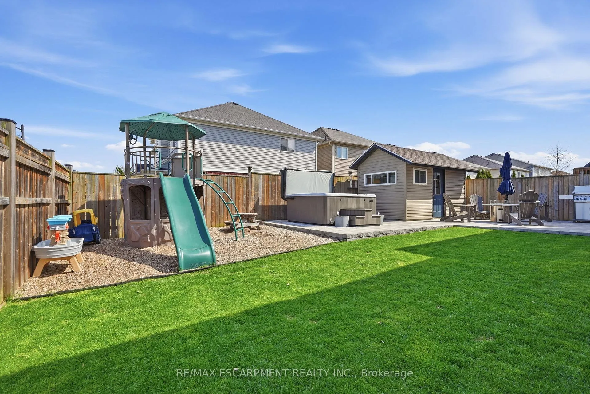 Photo 40 of 3 Cleghorn Drive, Hamilton, Binbrook — HOMEH