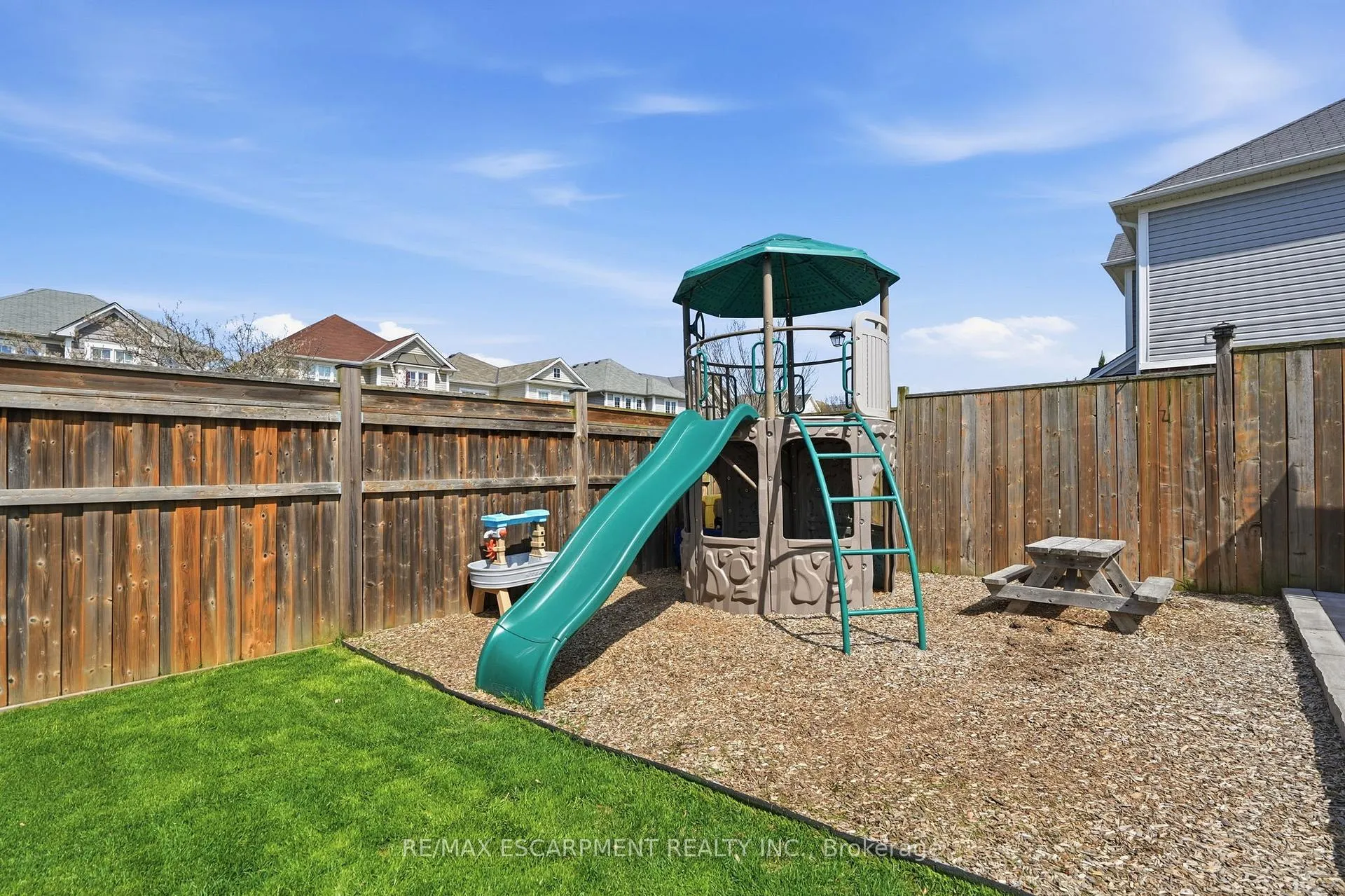Photo 41 of 3 Cleghorn Drive, Hamilton, Binbrook — HOMEH