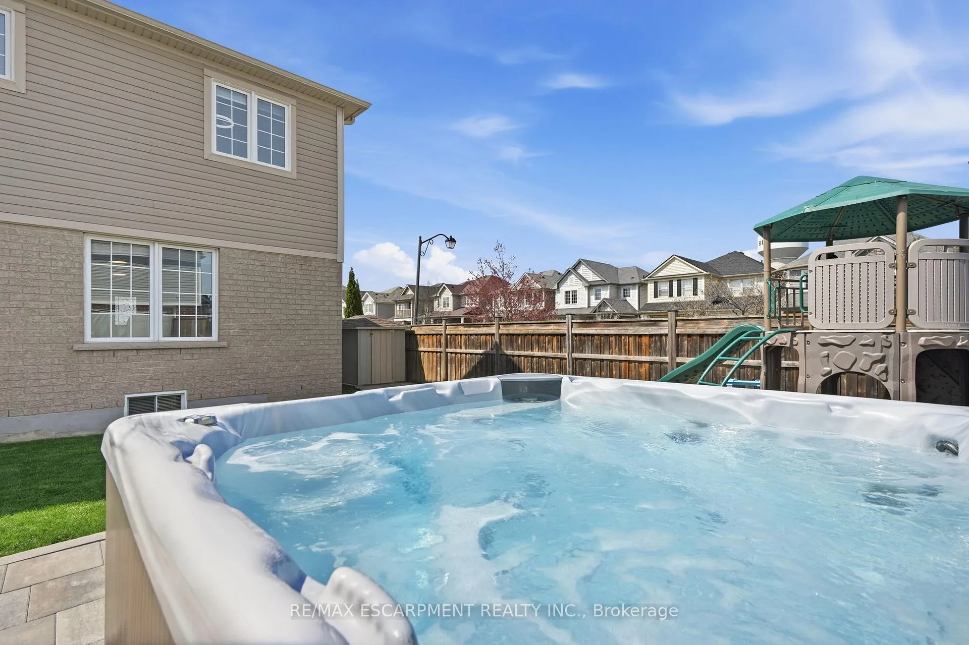 Photo 43 of 3 Cleghorn Drive, Hamilton, Binbrook — HOMEH