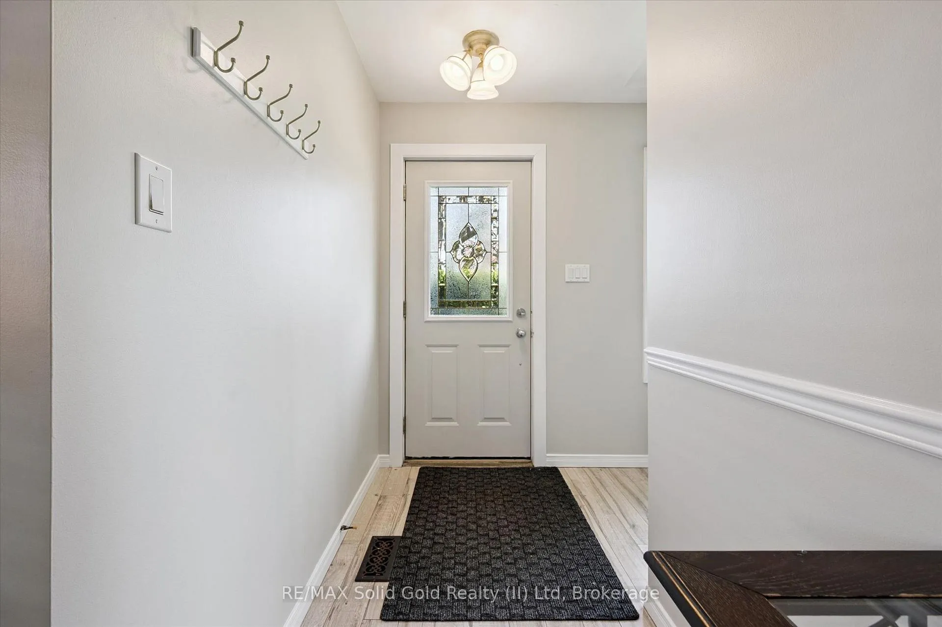 Photo 6 of 95 Weichel Street, Kitchener — HOMEH