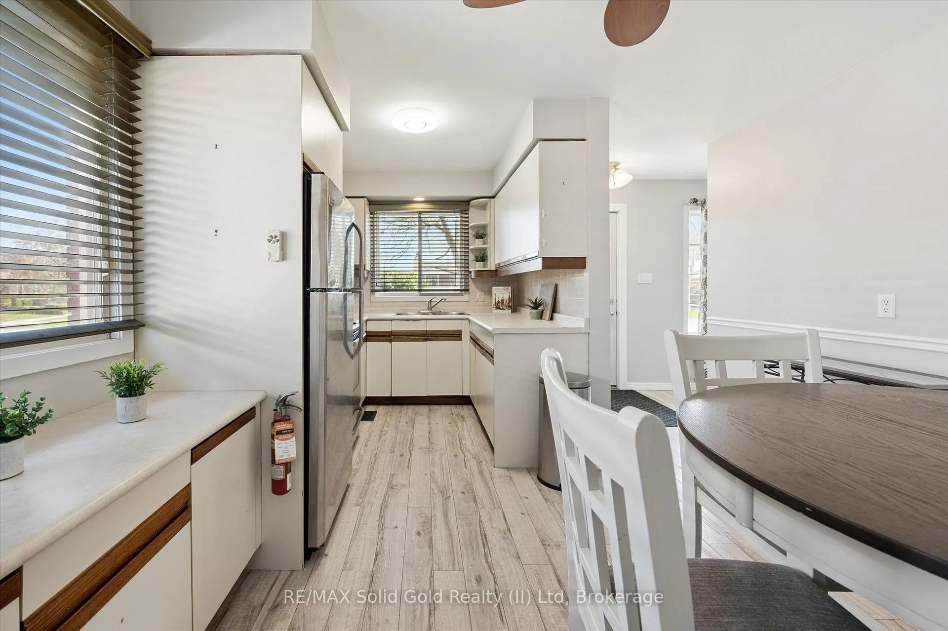 Photo 9 of 95 Weichel Street, Kitchener — HOMEH