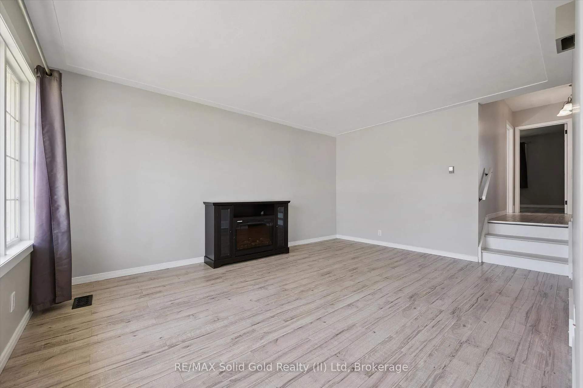 Photo 15 of 95 Weichel Street, Kitchener — HOMEH