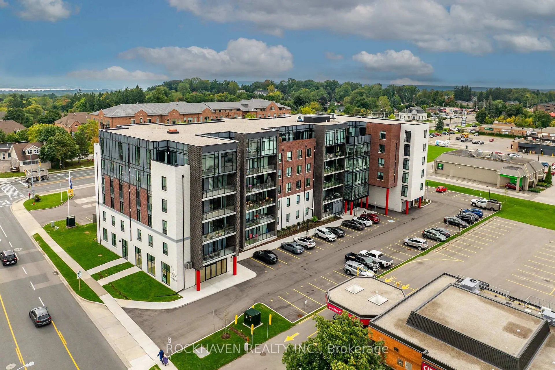 Photo 2 of Unit 503, 5 Hamilton Street N, Hamilton, Waterdown — HOMEH