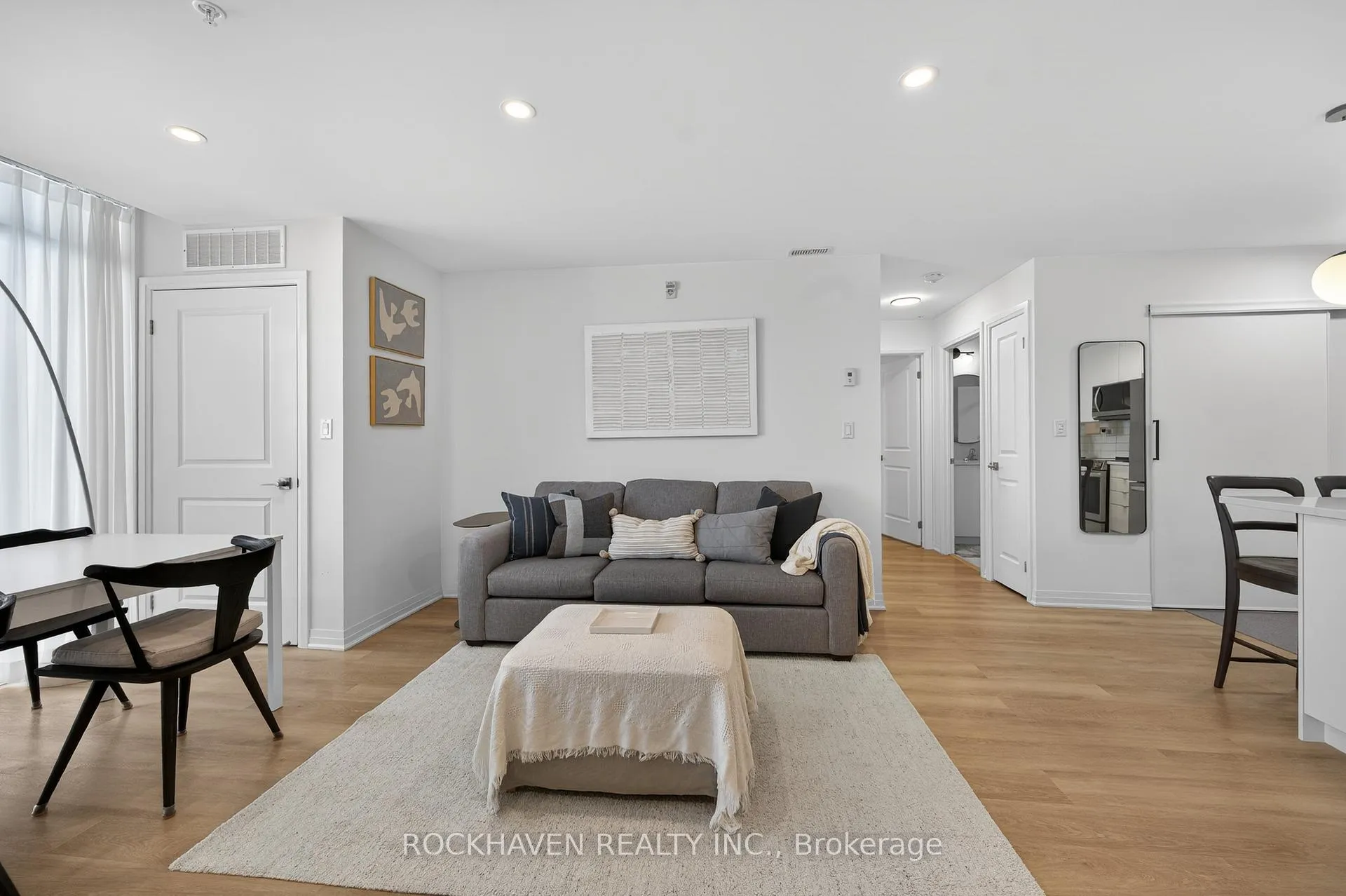 Photo 14 of Unit 503, 5 Hamilton Street N, Hamilton, Waterdown — HOMEH