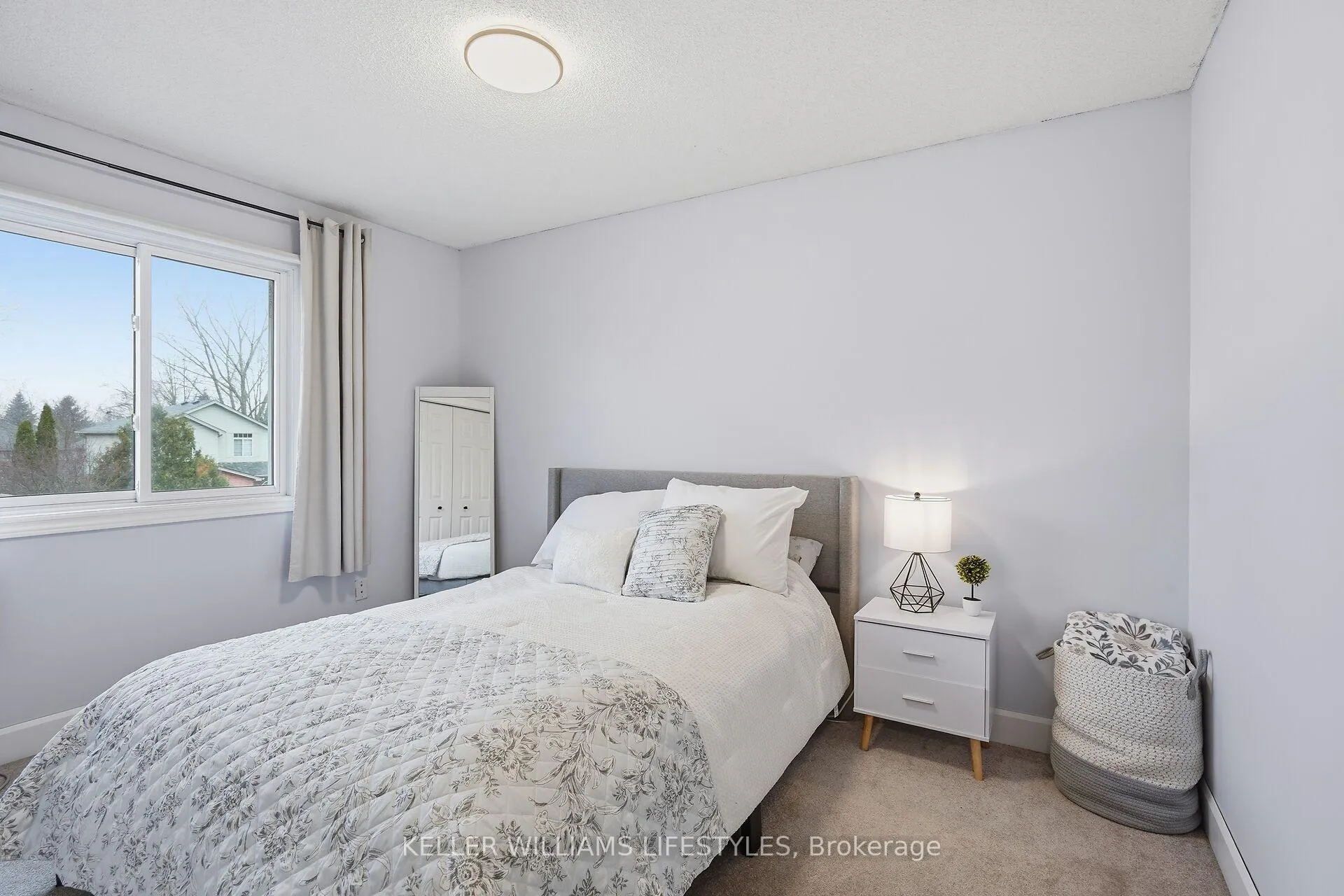 Photo 26 of 22 Tanoak Drive, London, North E — HOMEH