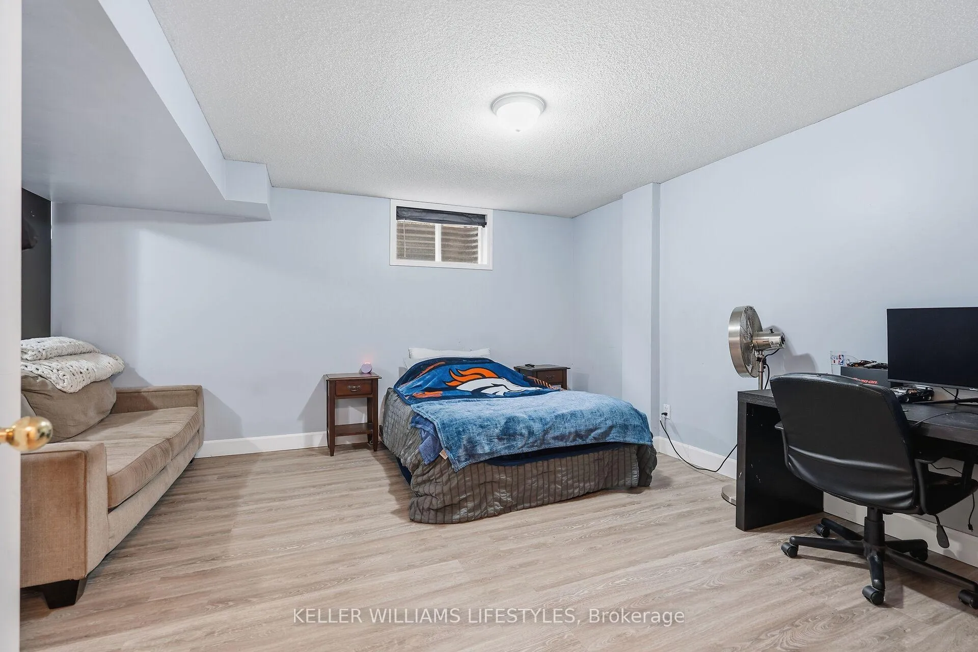 Photo 30 of 22 Tanoak Drive, London, North E — HOMEH