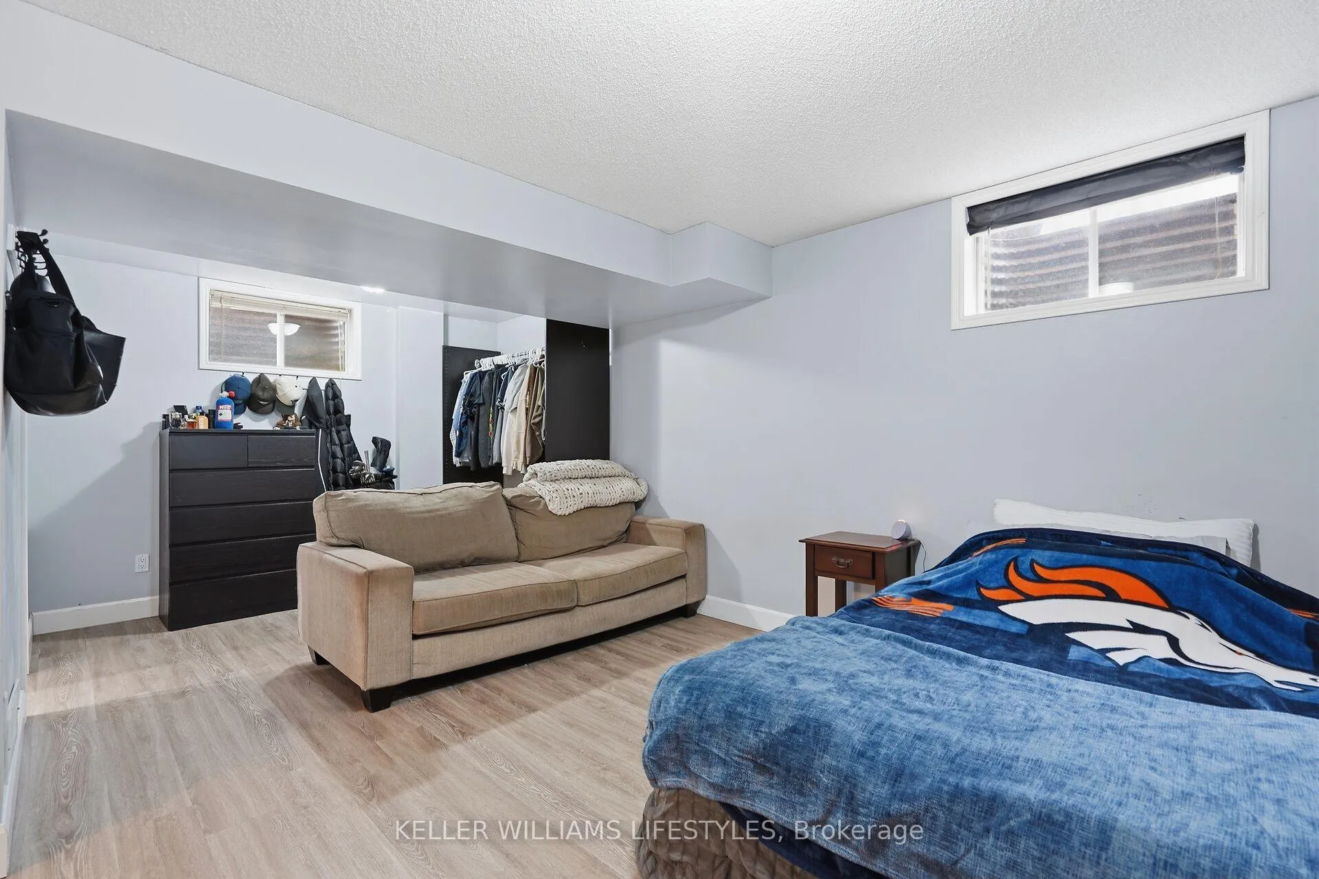 Photo 31 of 22 Tanoak Drive, London, North E — HOMEH